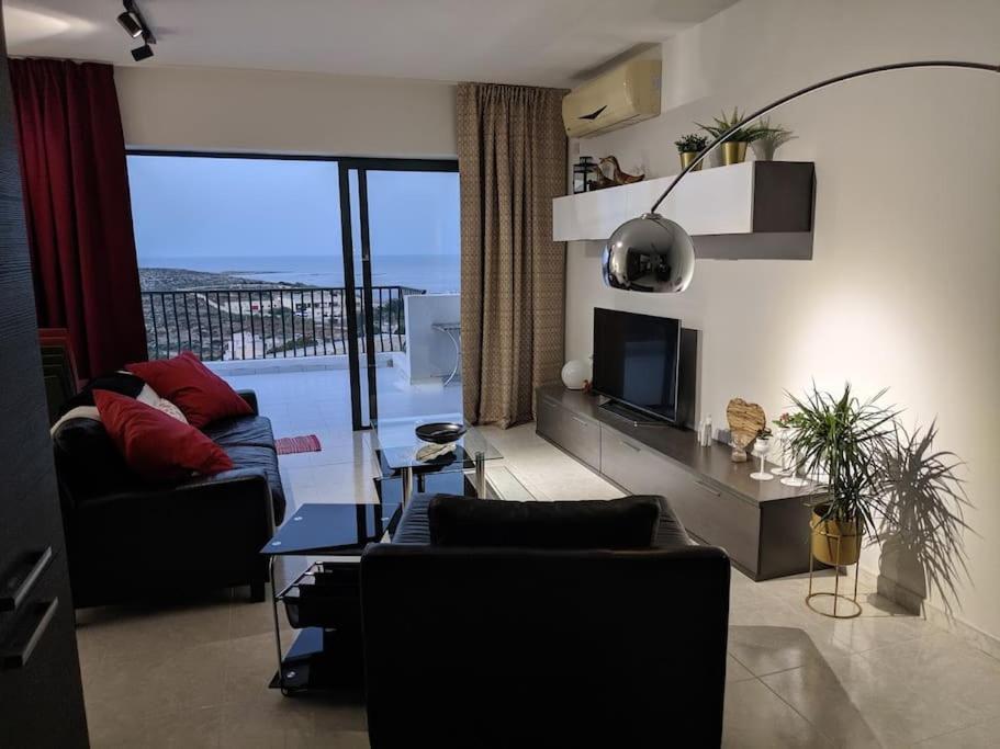 סיינט פול ביי Gaia Penthouse Sea And Country Views Home מראה חיצוני תמונה