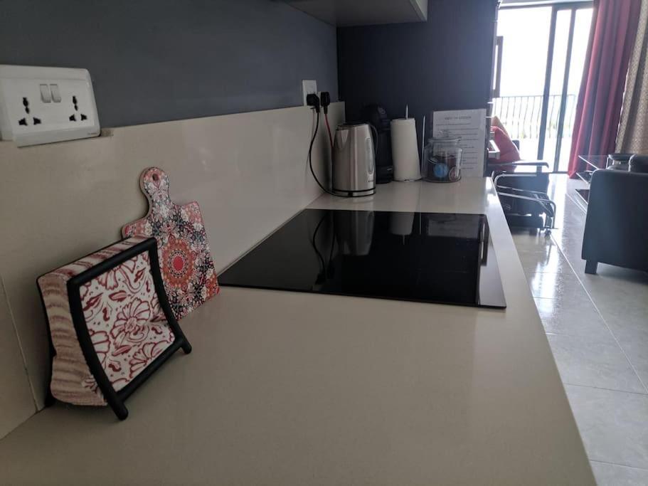סיינט פול ביי Gaia Penthouse Sea And Country Views Home מראה חיצוני תמונה